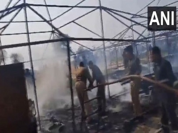 prayagraj-fire-breaks-out-in-several-unauthorised-tents-later-doused