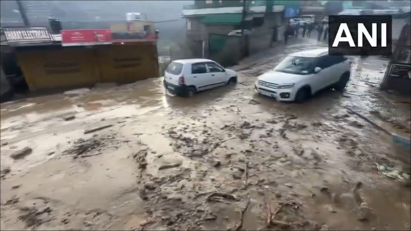 flash-floods-and-landslides-cause-chaos-in-kullu