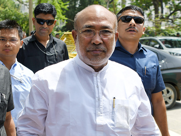 Manipur CM Biren Singh inaugurates training centre, night shelters for construction workers