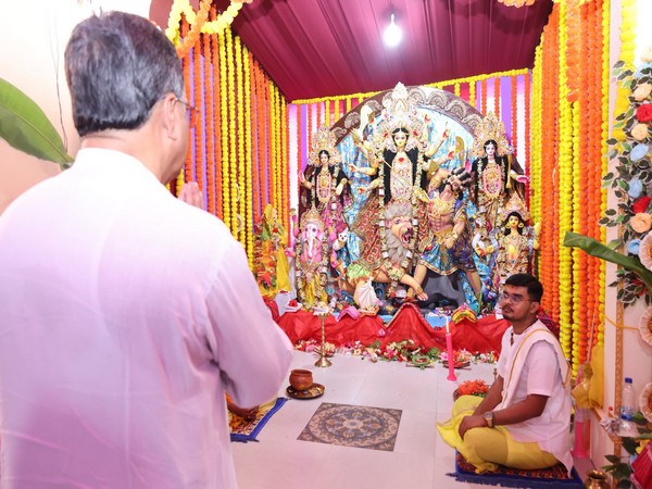 tripura-cm-manik-saha-attends-durga-puja-festival-engages-in-matri-aradhana