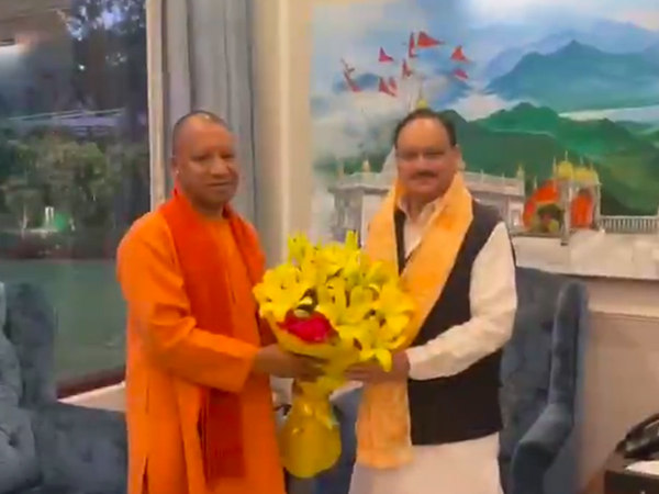 yogi-adityanath-makes-courtesy-call-on-bjp-president-nadda