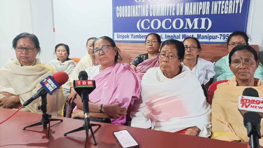 go-to-jiribam-and-resolve-issue-cocomi-women-tells-ministers-mlas-of-manipur