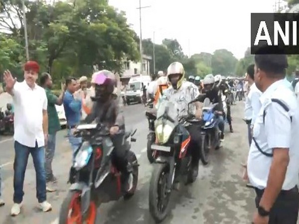 assam-police-transport-department-organises-bike-rally-as-part-of-har-ghar-tiranga-campaign-in-guwahati