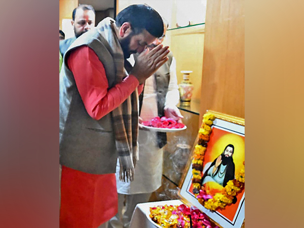 haryana-cm-nayab-singh-saini-pays-tribute-to-sant-shiromani-ravidas-on-birth-anniversary