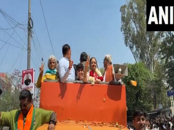 gurugram-mayor-elect-raj-rani-malhotra-celebrates-victory-holds-roadshow