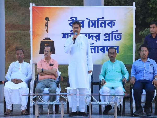 tripura-cm-manik-saha-pays-homage-to-freedom-fighters-at-albert-ekka-war-memorial