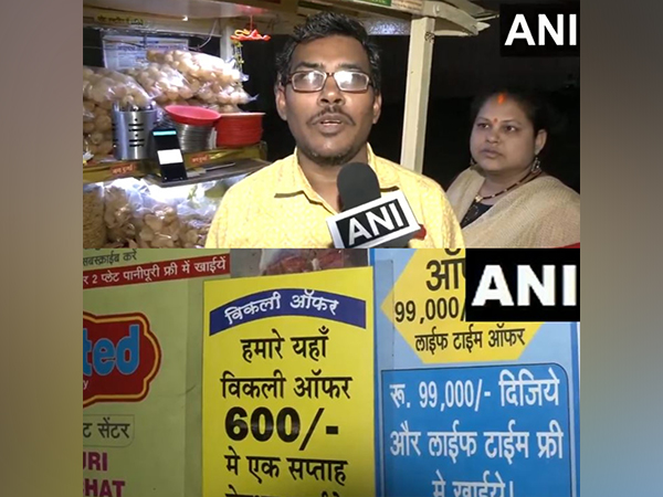 lifetime-pani-puri-at-inr-99000-nagpur-vendors-unique-golgappa-deals-go-viral-on-social-media