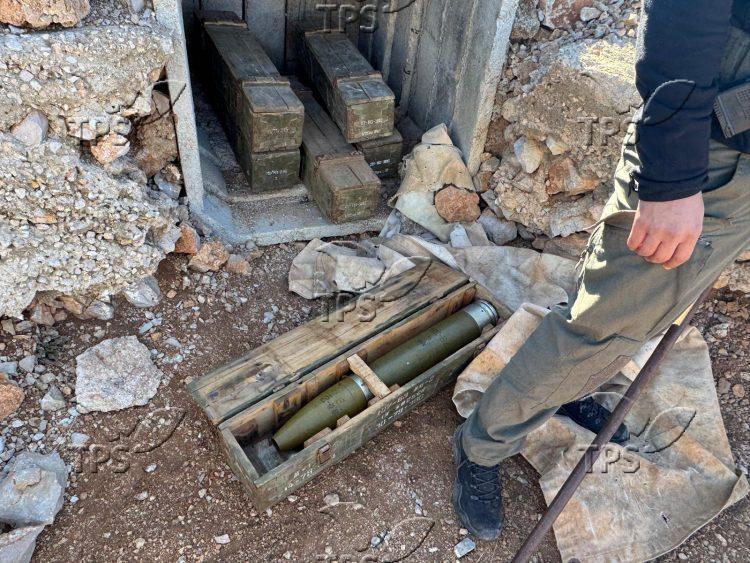 Israeli military seizes 3,300 weapons in Syria