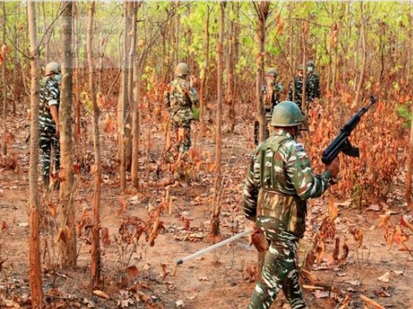 chhattisgarh-firefight-underway-between-security-forces-and-naxals-at-kanker-narayanpur-border