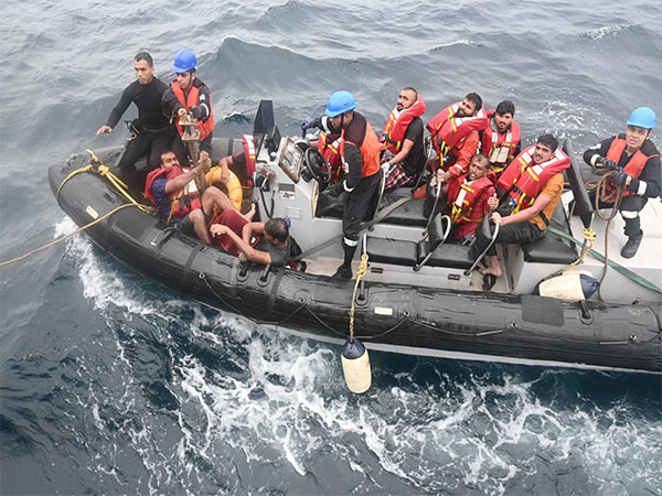 eight-rescued-indians-off-oman-coast-reach-ashore-one-indian-nationals-body-recovered