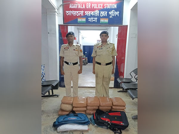 tripura-police-seizes-drugs-worth-inr-252-lakh-in-agartala-railway-station