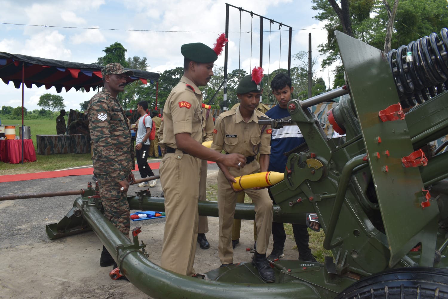 assam-indian-army-hosts-weapons-and-equipment-exhibition
