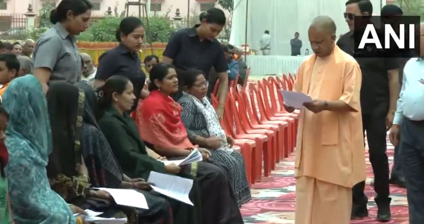 uttar-pradesh-cm-yogi-addresses-public-grievances-at-janata-darshan-in-gorakhpur