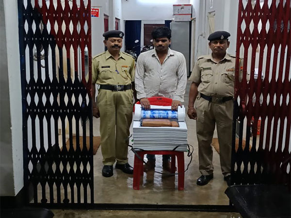 tripura-agartala-rpf-grp-seize-10-kg-marijuana-one-held