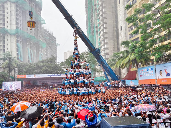 206-govindas-injured-while-celebrating-dahi-handi-in-mumbai