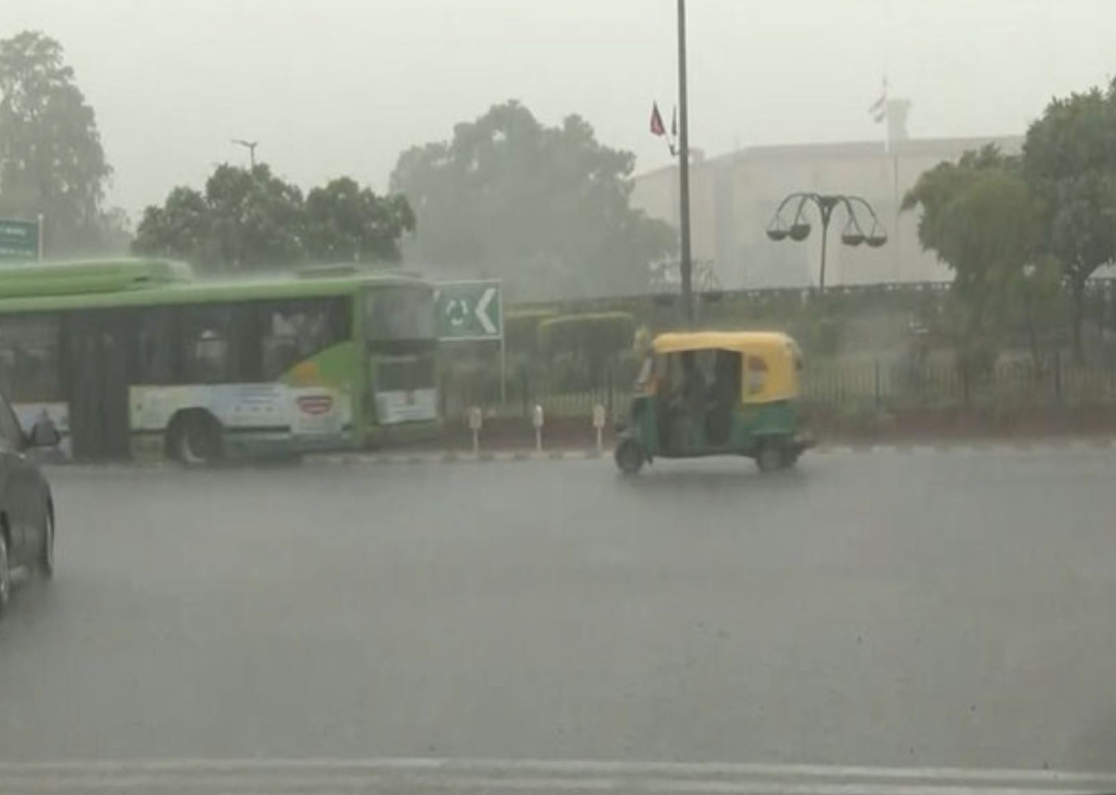 IMD issues alert for widespread rainfall and thunderstorms across multiple regions