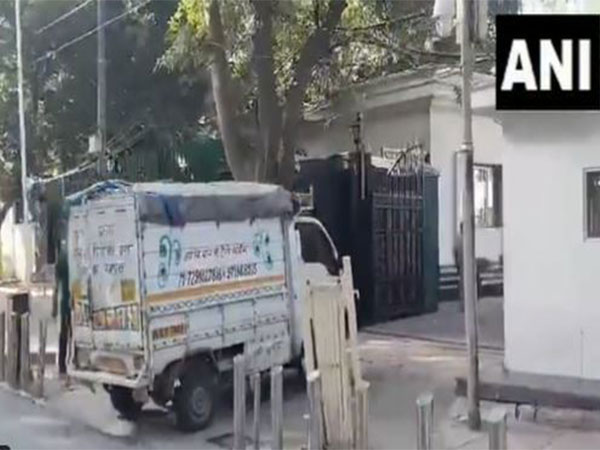 Arvind Kejriwal to vacate official residence, begins relocation to another residence