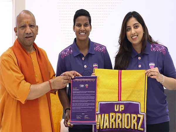 Uttar Pradesh CM wishes UP Warriorz captain Deepti Sharma, team owner Jinisha Sharma