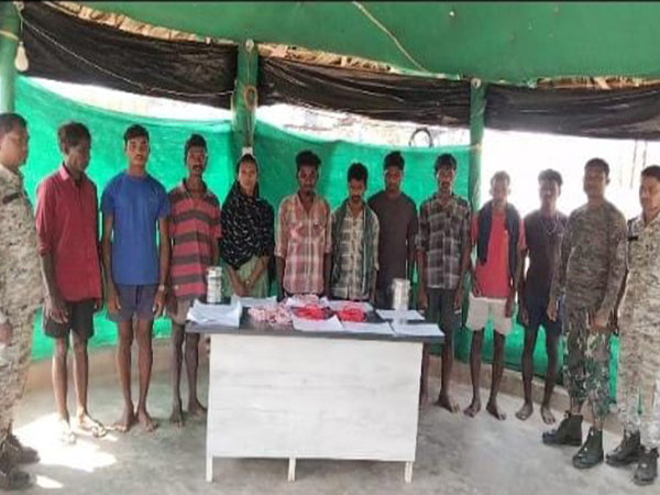 security-forces-arrest-18-naxalites-in-bijapur-recover-explosives