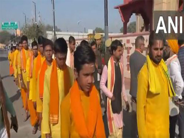 cm-yogi-adityanath-to-inaugurate-43rd-ramayan-mela-in-ayodhya