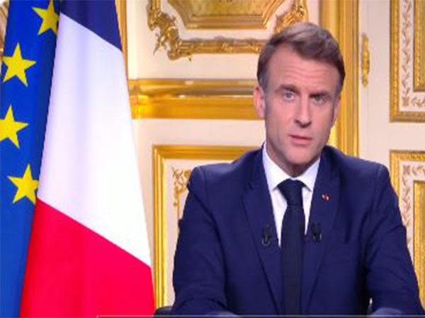 french-president-macron-vows-to-stay-in-office-despite-no-confidence-vote-pledges-to-appoint-new-pm-soon