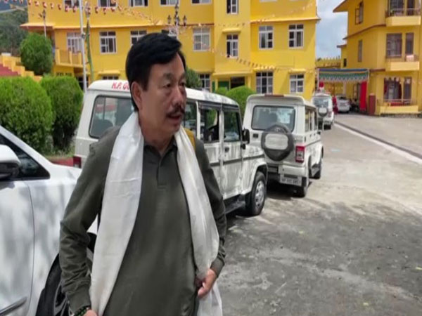 Dharamshala: Arunachal Pradesh MP Tapir Gao urges 17th Karmapa to return to India