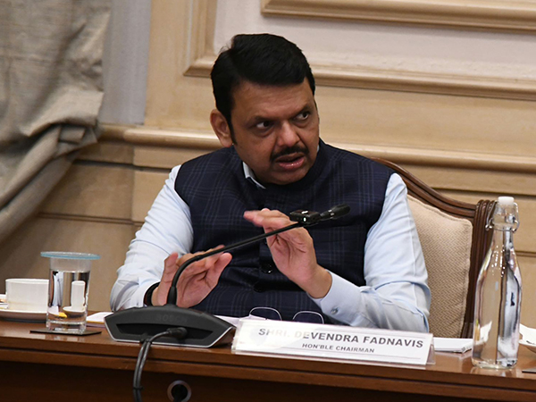 maharashtra-cm-forms-sit-to-probe-into-allegations-of-fake-birth-certificates-for-illegal-immigrants-in-malegaon