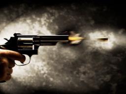 Maharashtra: Ex-armyman opens fire at man over parking dispute in Pune; held