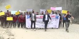 Khuzama students protest poor road conditions, issues two-day ultimatum to NHIDCL