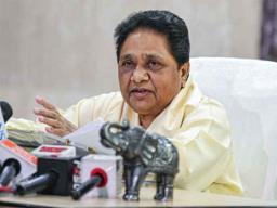 UP CM Yogi, SP Chief Akhilesh Yadav extend birthday greetings to BSP supremo Mayawati