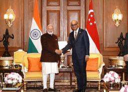 PM Modi meets President Tharman, discusses Comprehensive Strategic Partnership, coo..