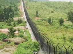 India completes over 9 km fencing at Manipur