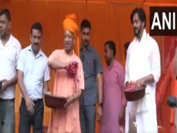 UP CM Yogi and MP Ravi Kishan attend Holika Dahan program in Gorakhpur