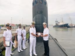 Russian submarine Ufa docks in Kochi for business call