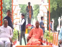 CM Yogi Adityanath unveils statue of Pandit Deen Dayal Upadhyaya on his birth anniversary